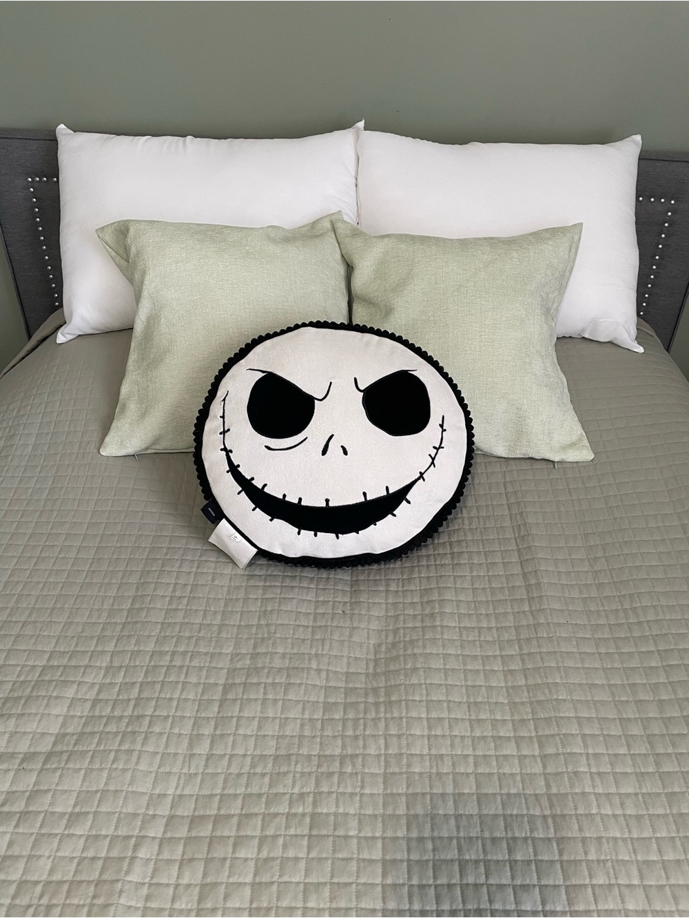 Disney Tim Burton's The Nightmare Before Christmas Jack Skellington Head Pillow - Picture 2 of 7